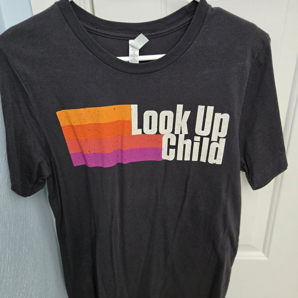 Lauren Daigle "LOOK UP CHILD" t-shirt, Size Medium